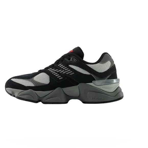 New Balance Black and White Athletic Shoes - Picture 7 of 8